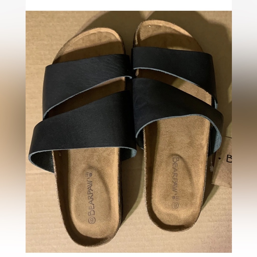 Bearpaw Casual Shoes ‘MIA’ Open Toe Wide Straps Sandals 2926W Women’s 9 NEW